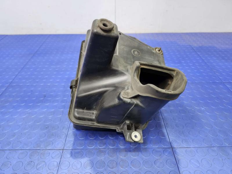 2007 Dodge Grand Caravan Air Cleaner