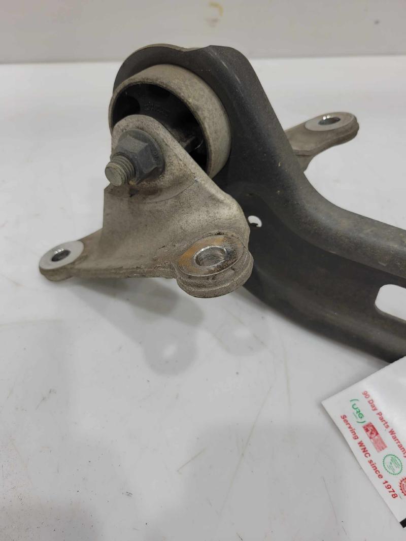 2017 Chevrolet Malibu Lower Control Arm Rr