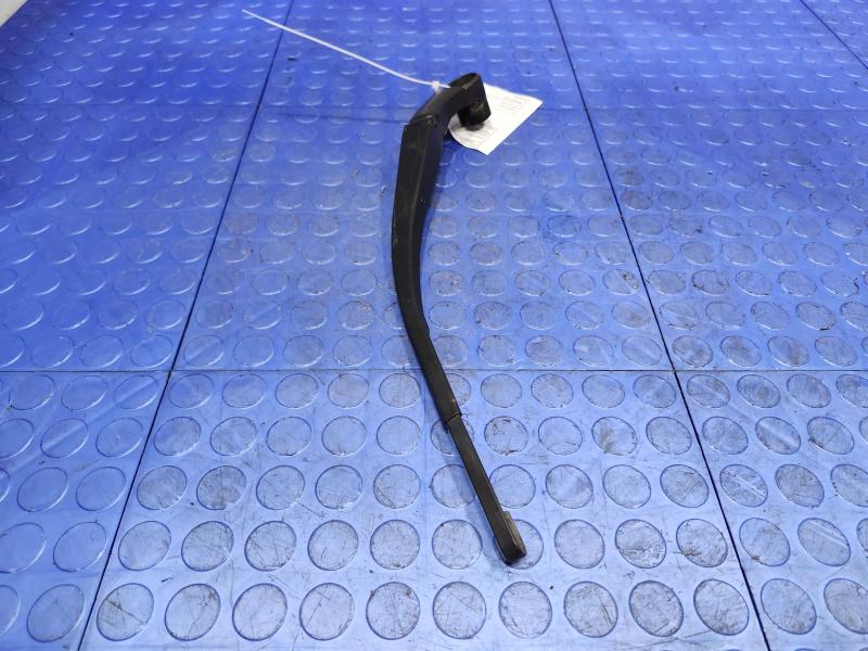 2007 Hummer H3 Wiper Arm