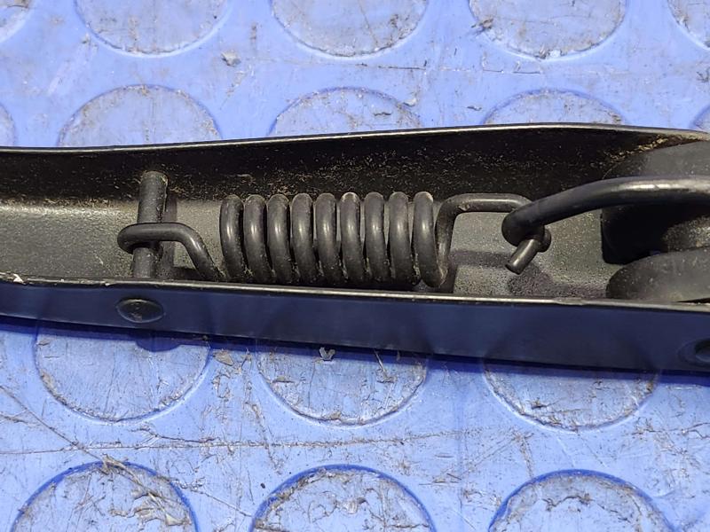 2007 Hummer H3 Wiper Arm