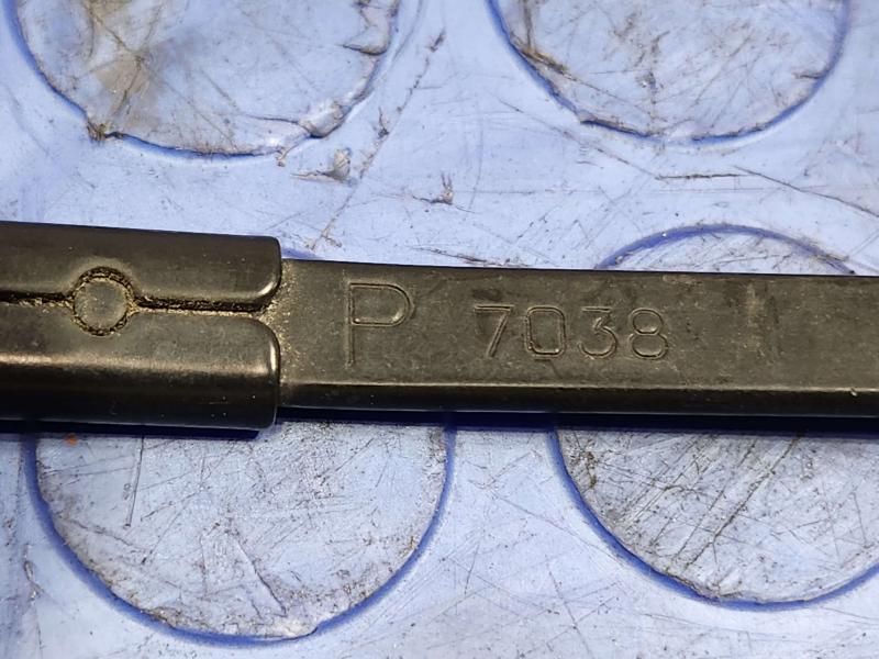 2007 Hummer H3 Wiper Arm