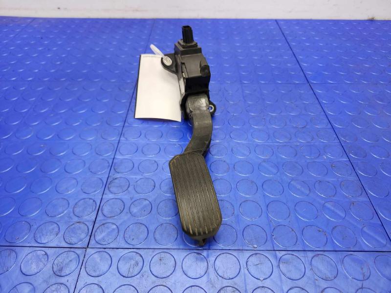 2010-2013 Toyota Highlander Accelerator Pedal Assembly Genuine OEM 78110-07011