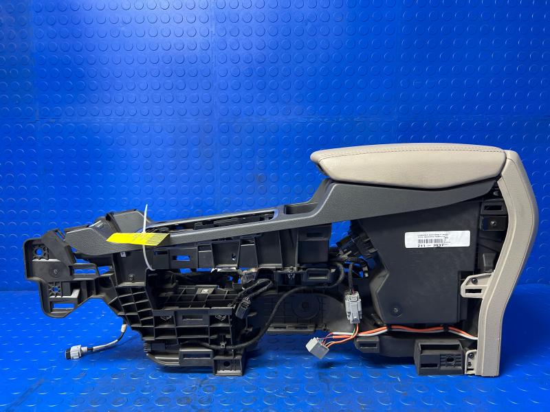 2018 Ford Escape Front Console