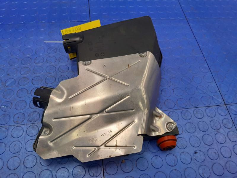 2016-2022 BMW 740i 740iX G11 G12 3.0L Engine Air Resonator OEM 13718607950