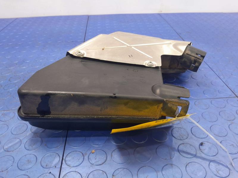 2016-2022 BMW 740i 740iX G11 G12 3.0L Engine Air Resonator OEM 13718607950