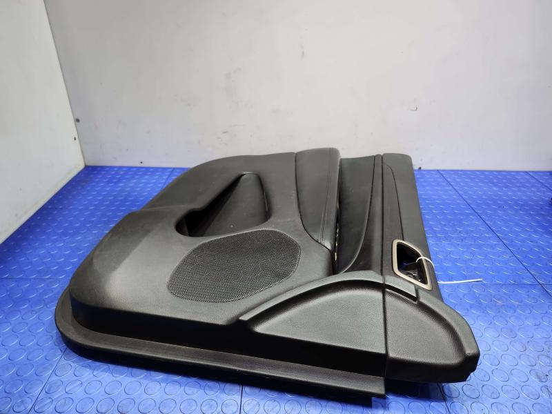 2015 Jeep Grand Cherokee Front Door Trim Panel