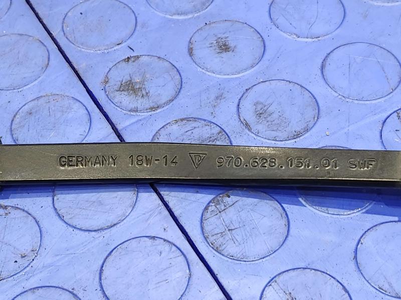 2015 Porsche Panamera Wiper Arm