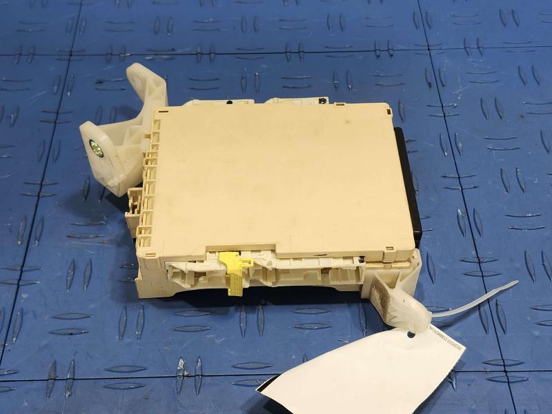 2013 Toyota Camry Cabin Fuse Box
