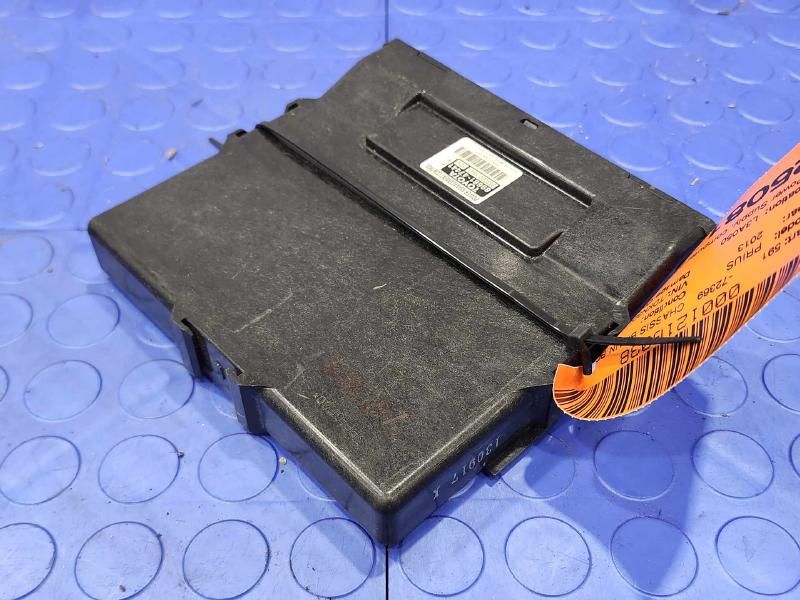 2013 Toyota Prius 1.8L Power Management Control Module Genuine OEM 8968147441