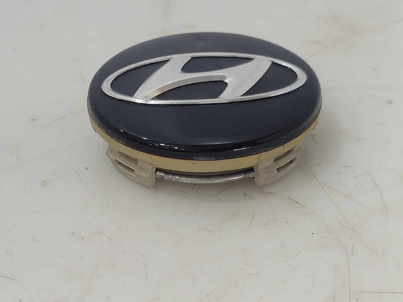 2016 Hyundai Elantra Center Cap