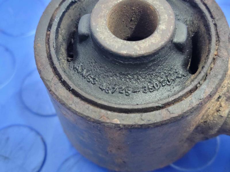 2003 Toyota 4Runner Lower Control Arm Rr