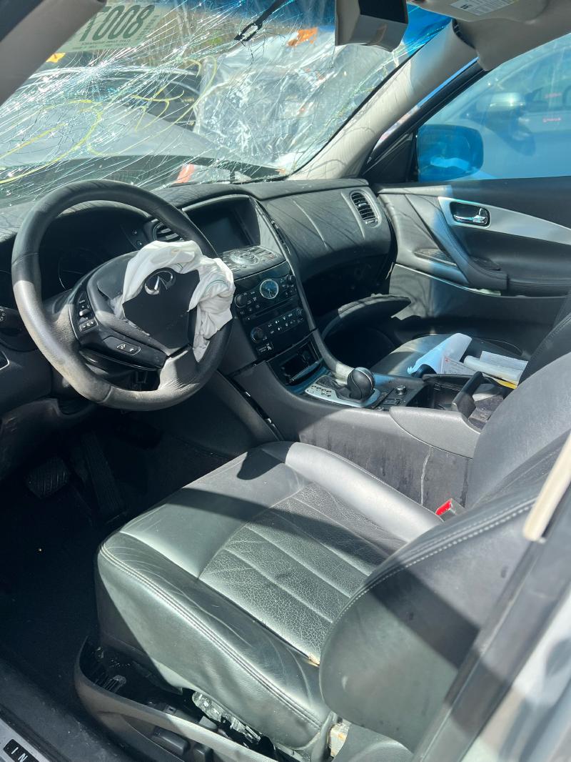 2016 Infiniti QX50 Air Bag