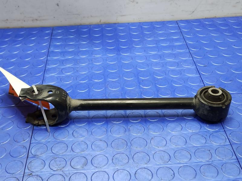 2019 Toyota Camry Lower Control Arm Rr