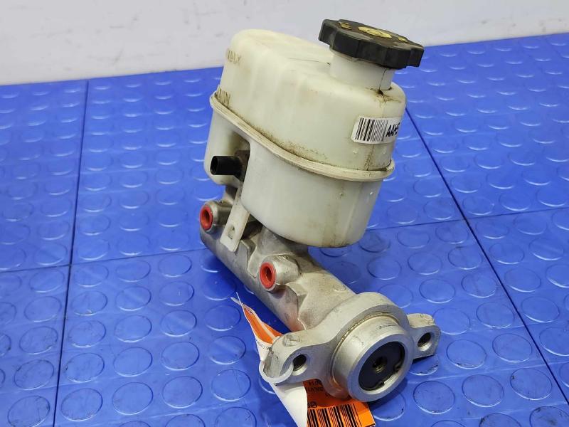 2014 Chevrolet Silverado 1500 Master Cylinder