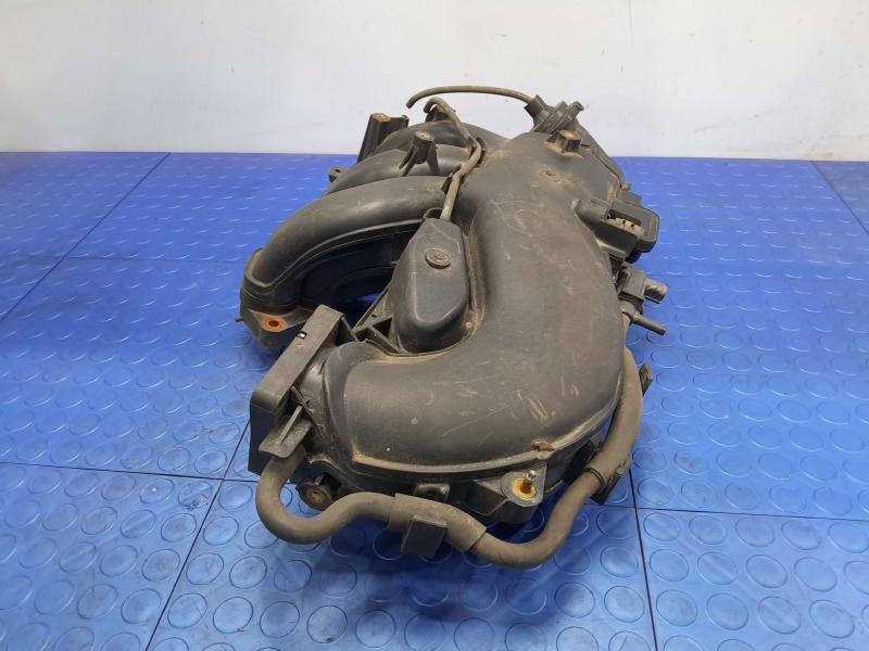 2003 Toyota 4Runner Intake Manifold