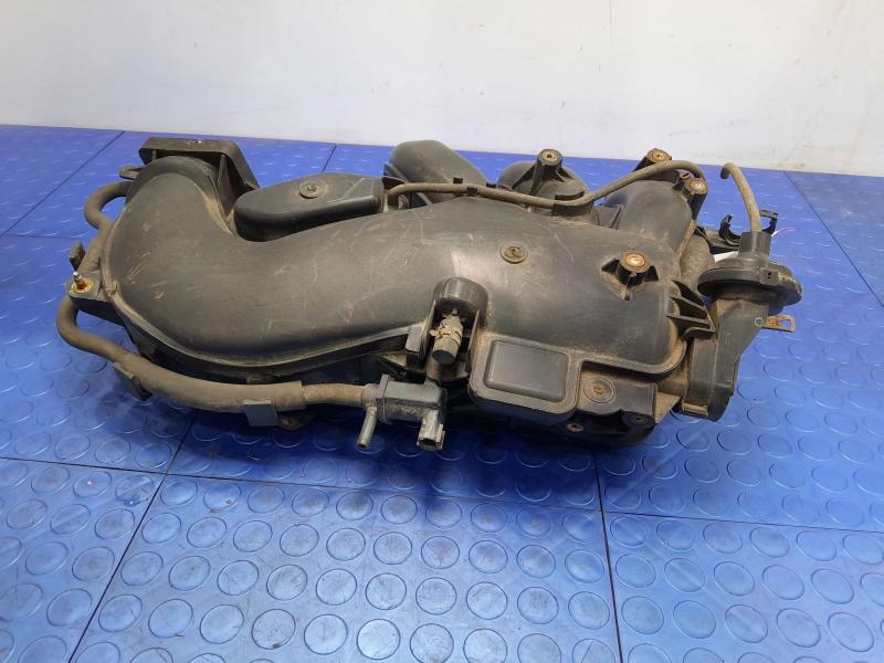 2003 Toyota 4Runner Intake Manifold