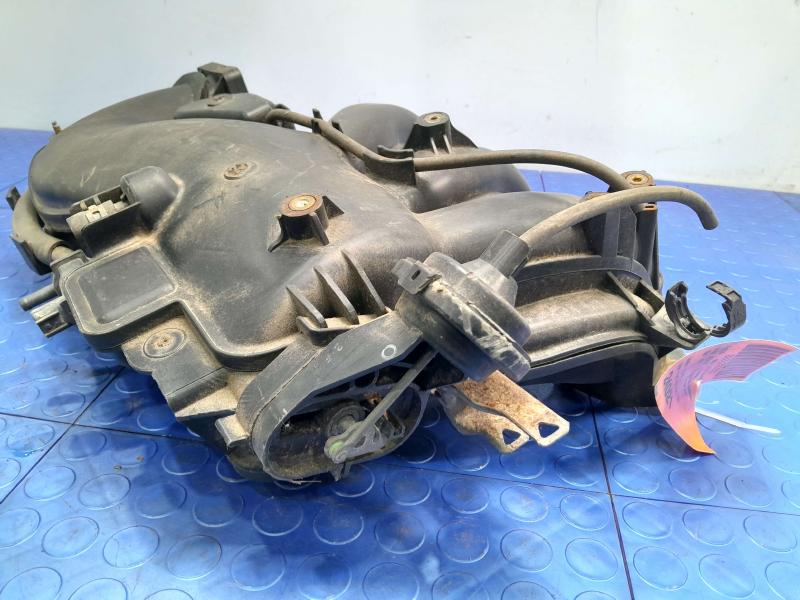 2003 Toyota 4Runner Intake Manifold