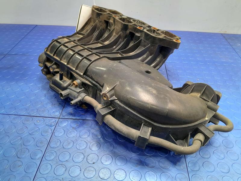 2003 Toyota 4Runner Intake Manifold