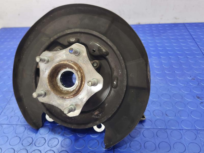 2013 Infiniti FX35 Rear Knuckle/Stub Axle