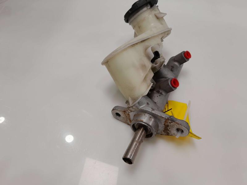 2008-2012 Honda Accord Brake Master Cylinder Assembly Genuine OEM 46100TA1A01