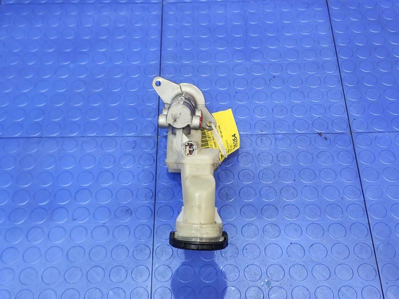 2014-2020 Acura RLX FWD Brake Master Cylinder Assembly Genuine OEM 46101TY2315