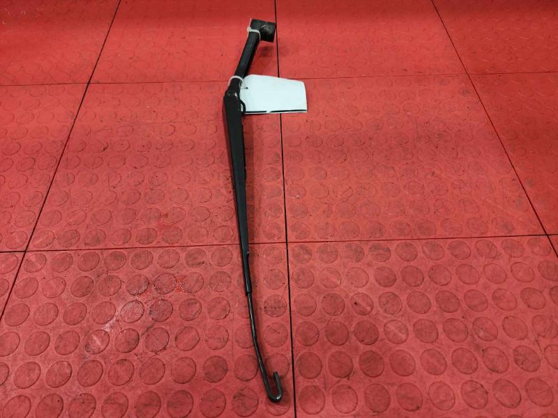 2020 Nissan Kicks Wiper Arm