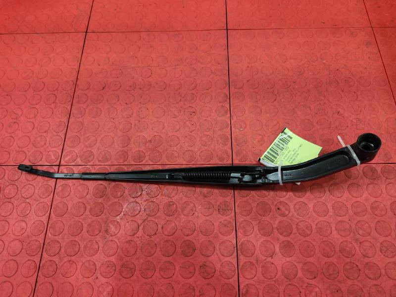 2020 Nissan Kicks Wiper Arm