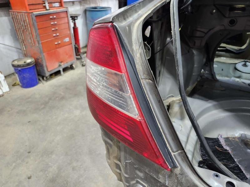 2002 Toyota Camry Tail Light Assembly