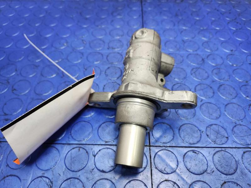 2015-2024 Ford Edge Brake Master Cylinder Assembly Genuine OEM F2GZ2140A