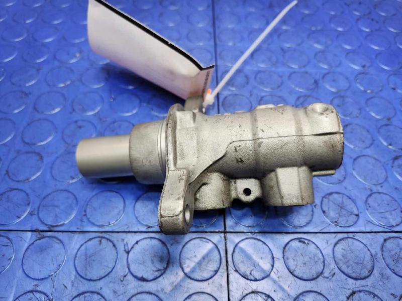2015-2024 Ford Edge Brake Master Cylinder Assembly Genuine OEM F2GZ2140A