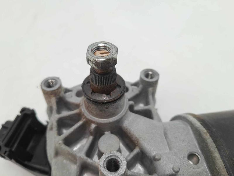 2001 - 2005 Toyota Rav4 Windshield Wiper Motor Front OEM 8511042130