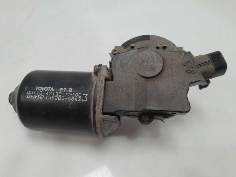 2001 - 2005 Toyota Rav4 Windshield Wiper Motor Front OEM 8511042130