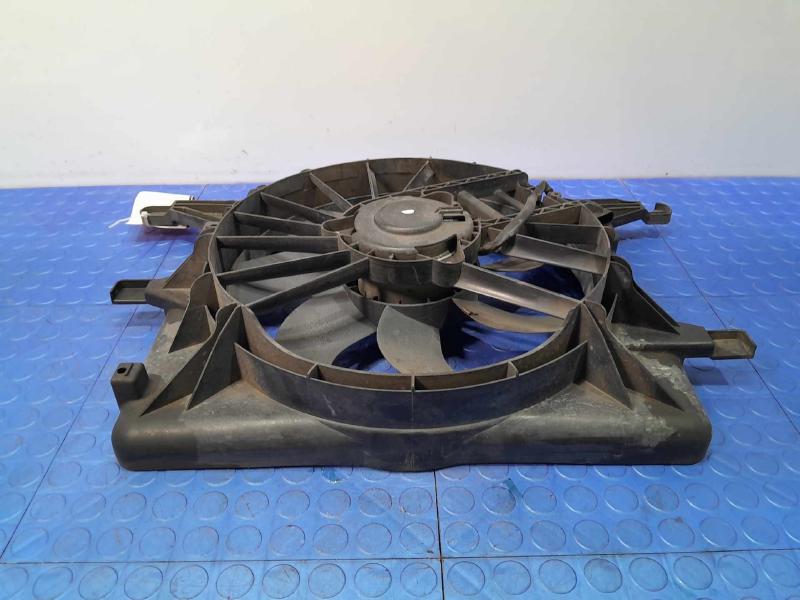 2006-2010 Pontiac Solstice 2.4L Engine Cooling Fan Assembly OEM 19130491
