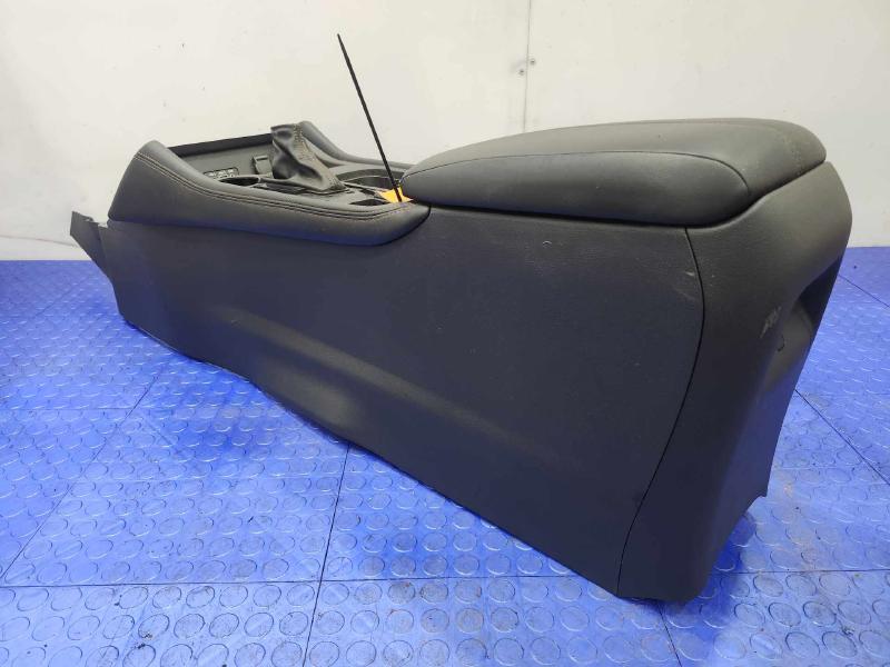 2021 Nissan Sentra Front Console