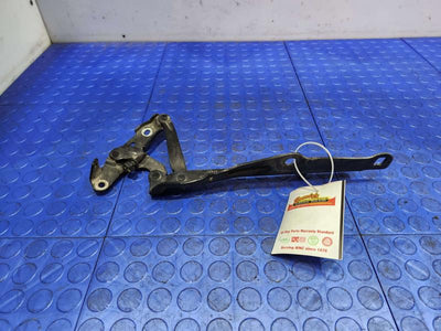 2010 Dodge Challenger Hood Hinge