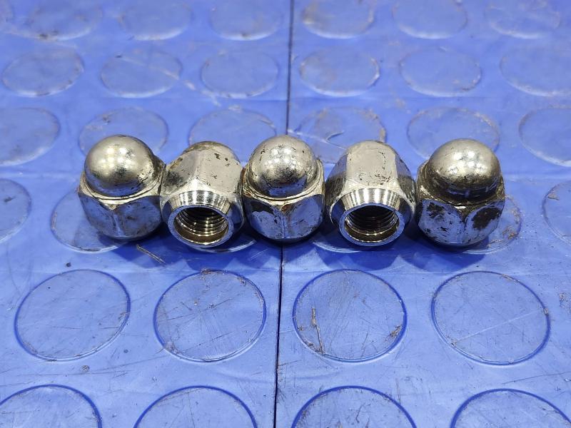 2021 Subaru Crosstrek Lug Nuts