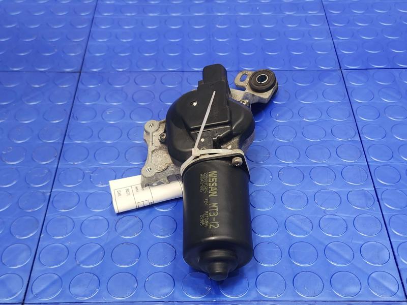 2013 Infiniti FX35 Wiper Motor Front