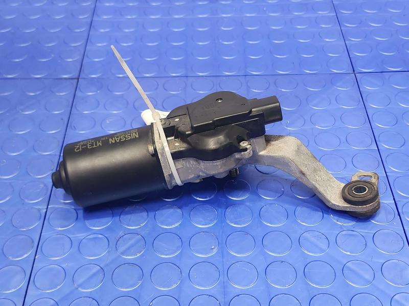 2013 Infiniti FX35 Wiper Motor Front