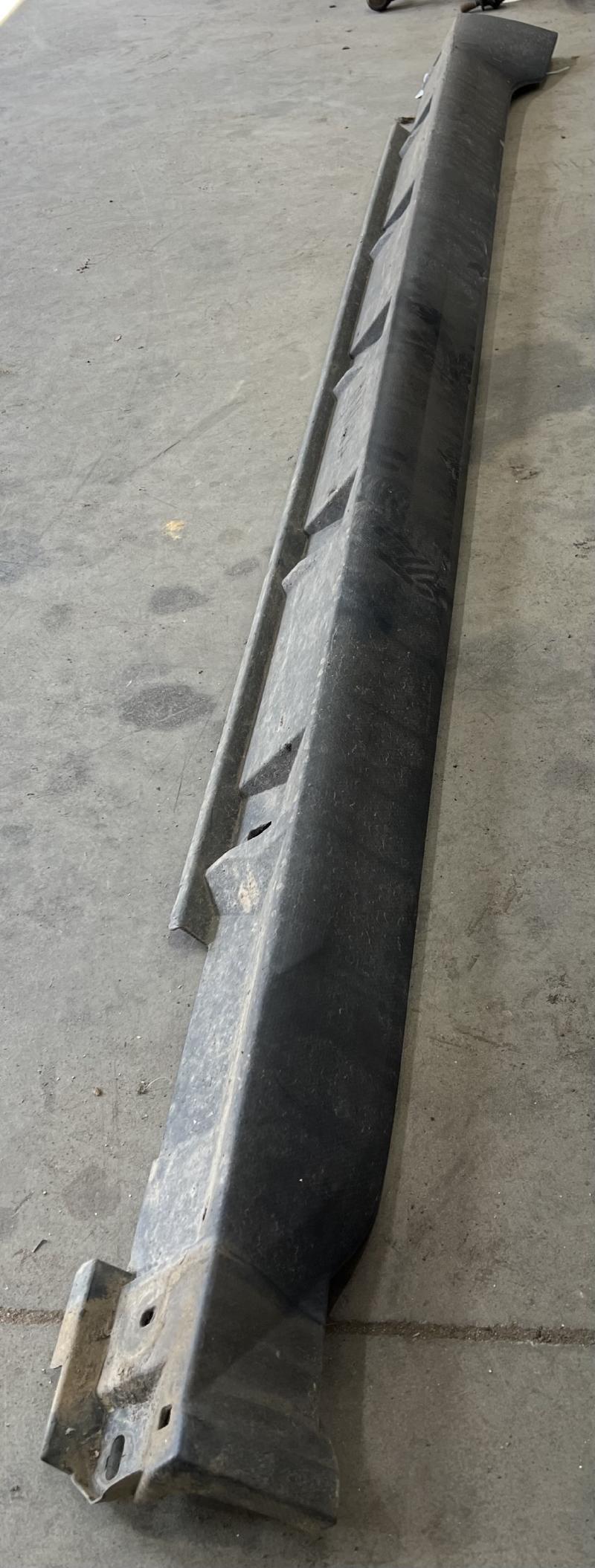 2014 Subaru Crosstrek Rocker Moulding