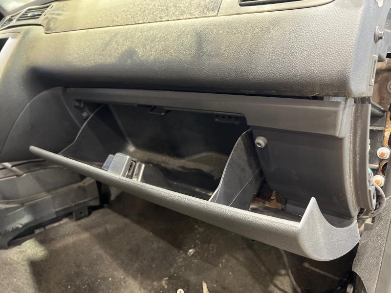 2013 GMC Yukon Glove Box
