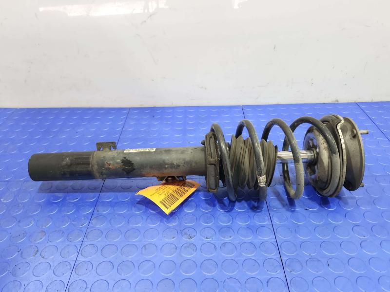 2008 BMW 128i Strut Assembly