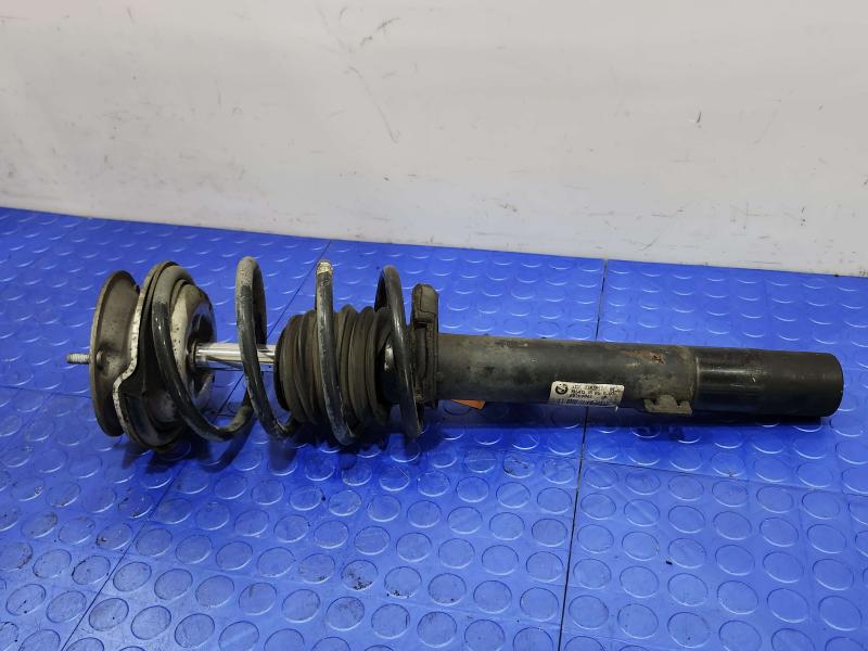 2008 BMW 128i Strut Assembly
