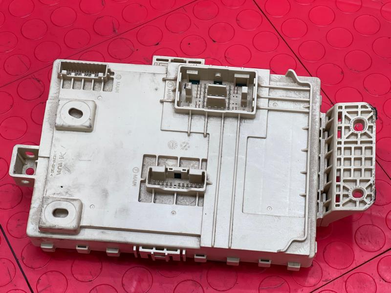 2020-2022 Kia Soul Instrument Junction Box Assembly Genuine OEM 91950K0071