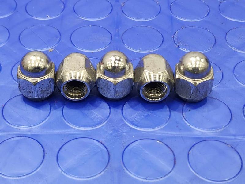 2021 Subaru Crosstrek Lug Nuts