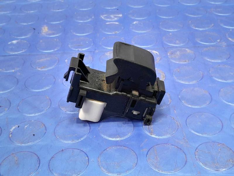 2014 Toyota RAV4 Door Switch Rear