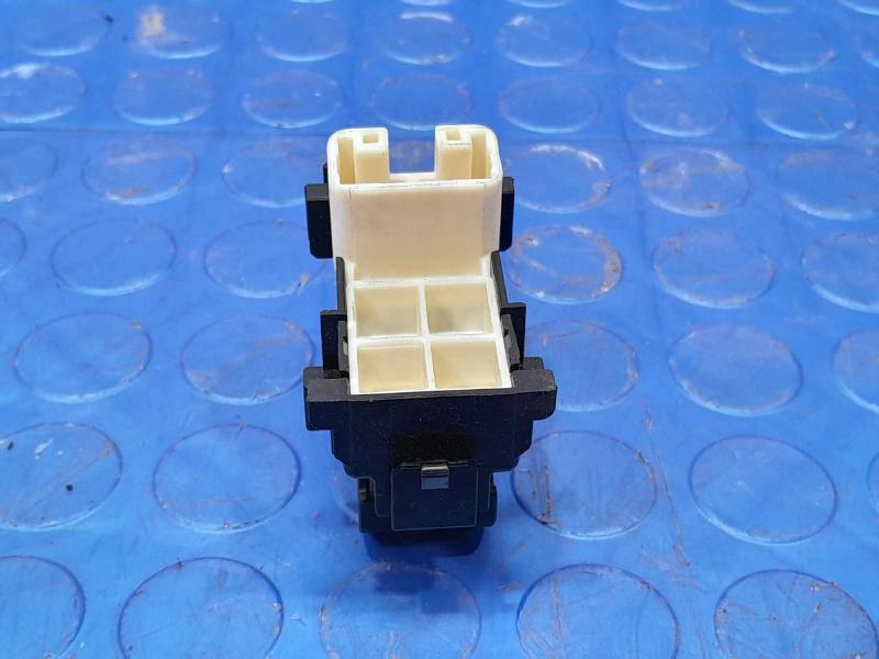 2014 Toyota RAV4 Door Switch Rear