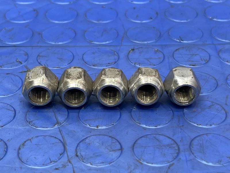 2014 Subaru Legacy Lug Nuts