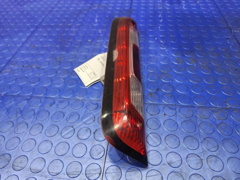 2019 Chevrolet Silverado 3500 3Rd Brake Light Avoidance Lamp