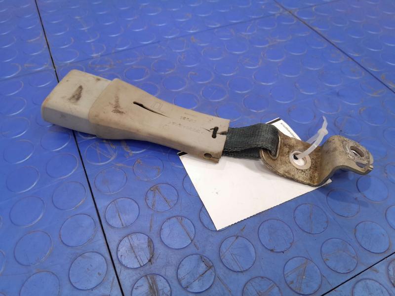 2011 Toyota Prius Rear Seat Belt