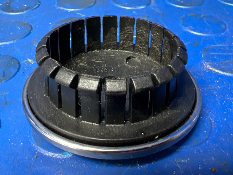 2012 Buick LaCrosse Center Cap